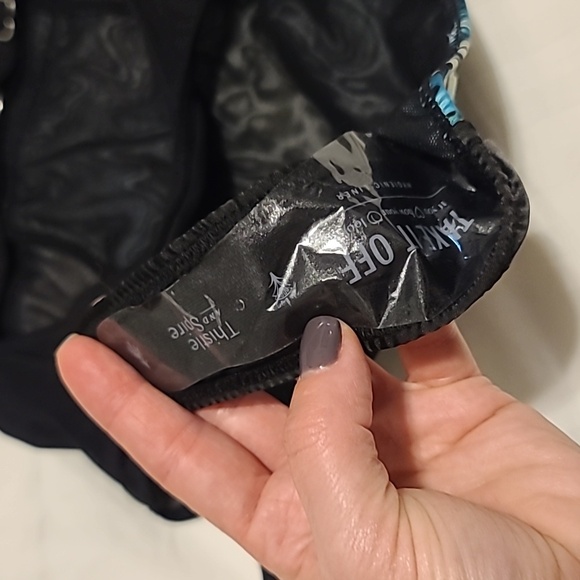 NWT Thistle and Spire Menagerie Bodysuit Tourmaline Butterfly Blue Satin XS - Picture 9 of 11